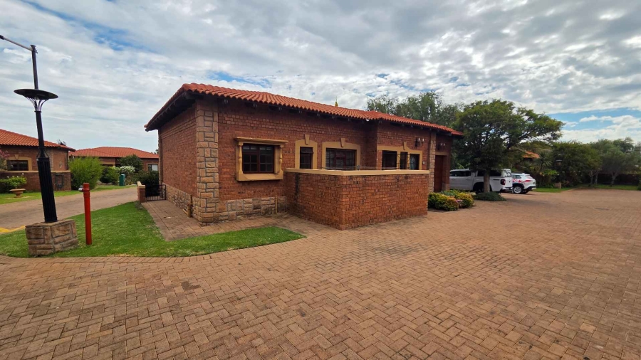 To Let 1 Bedroom Property for Rent in Pentagon Park Free State